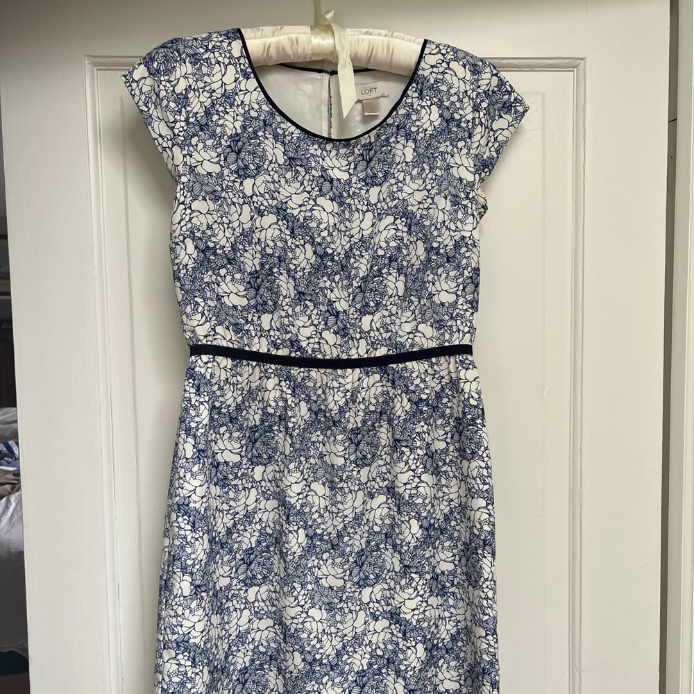 Loft blue and white dress size 0